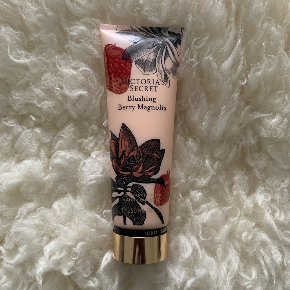New V.S. Blushing Berry Magnolia Shea Fragrance Lotion